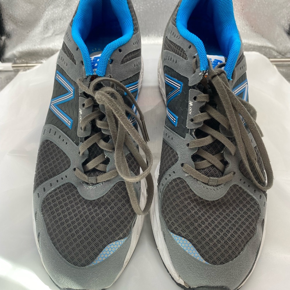Women’s New Balance Gray and Blue Running Shoes